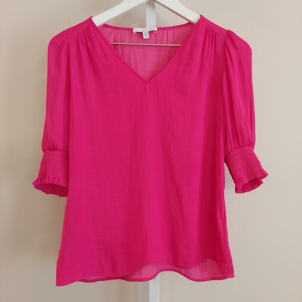 Maison d'Amelie Blouse XS Pink Smocked Puff‎ Sleeve Preppy Satin